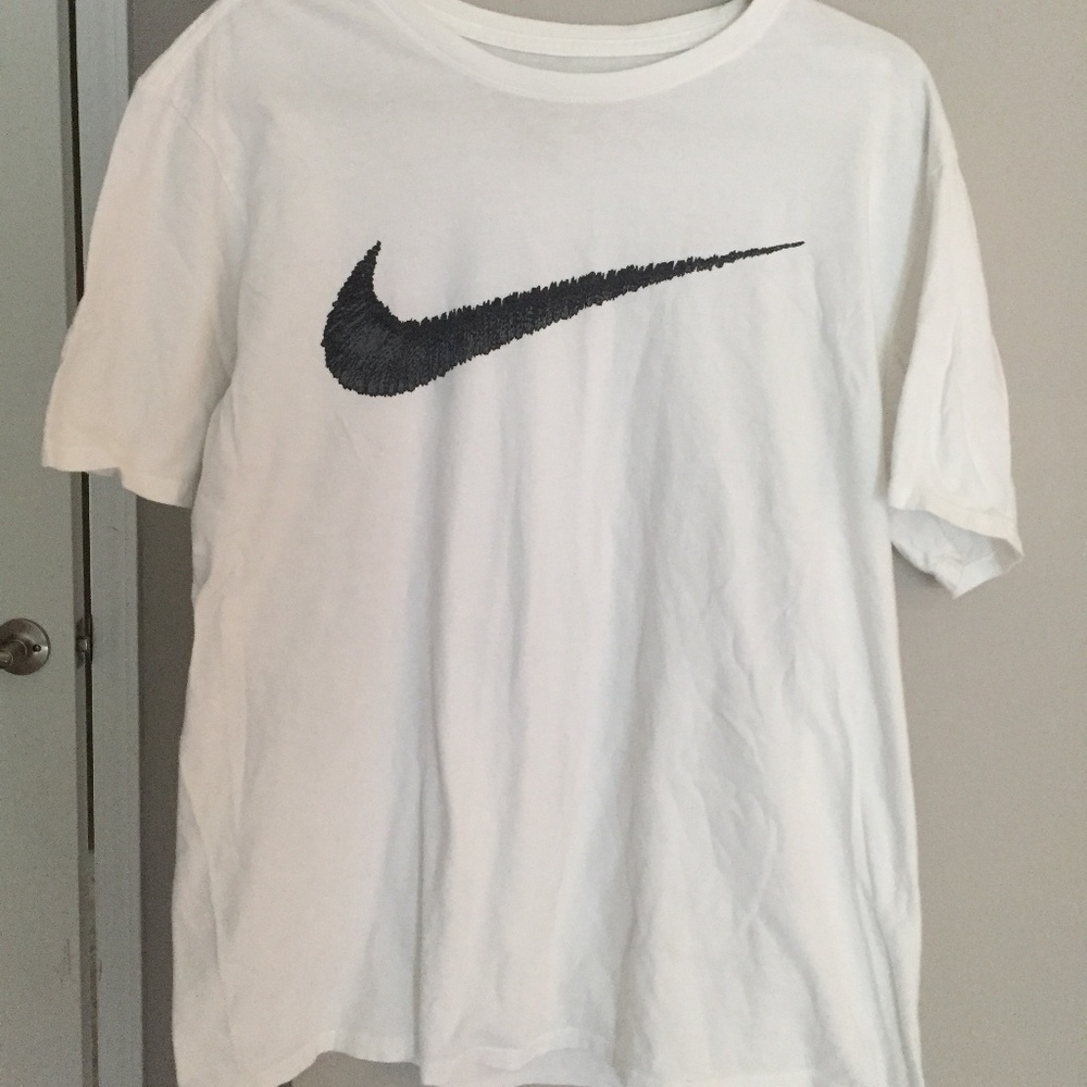 Nike T-shirt